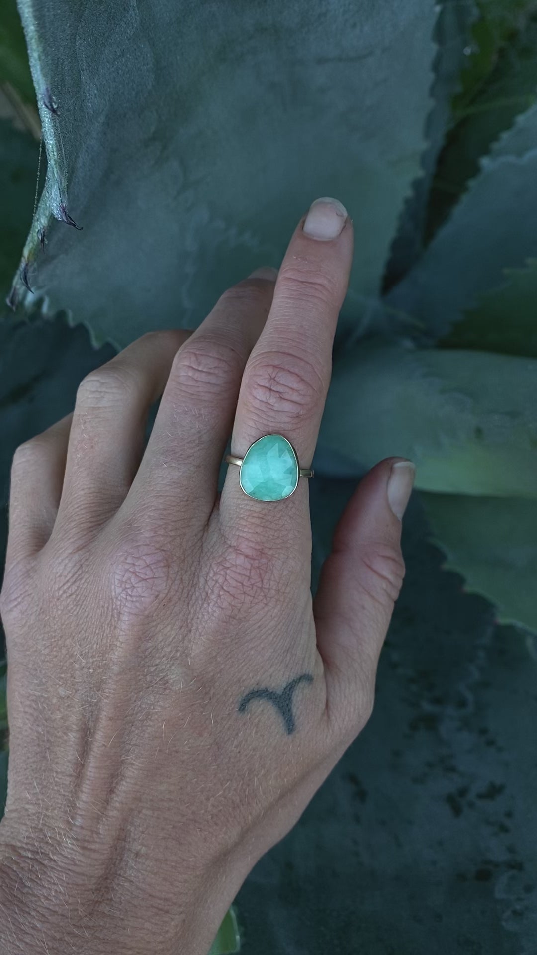 14k Gold Emerald Ring